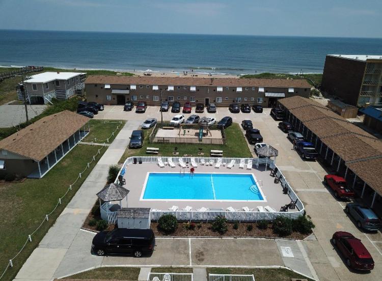 1st Floor: Oceanfront efficiency with 1 king and 2 queen beds interior
