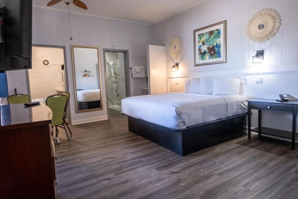 Outer Banks Motor Lodge